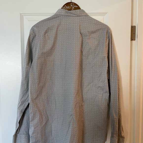 Artefact casual button down pattern shirt. - Picture 4 of 4
